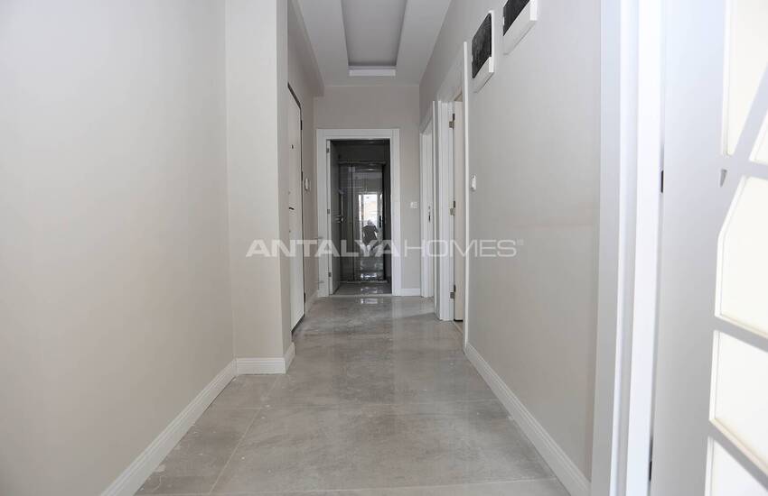 Spacious Apartments in Central Location in Muratpasa 21