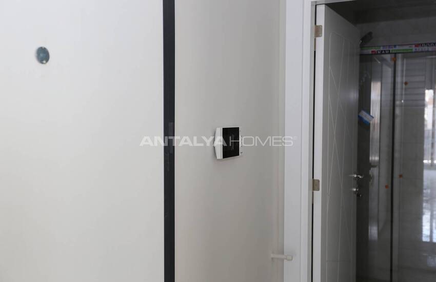 Spacious Apartments in Central Location in Muratpasa 23