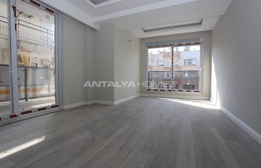Spacious Apartments in Central Location in Muratpasa 10