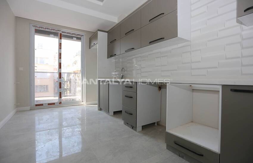 Spacious Apartments in Central Location in Muratpasa 13