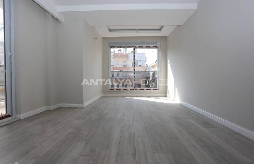 Spacious Apartments in Central Location in Muratpasa 8