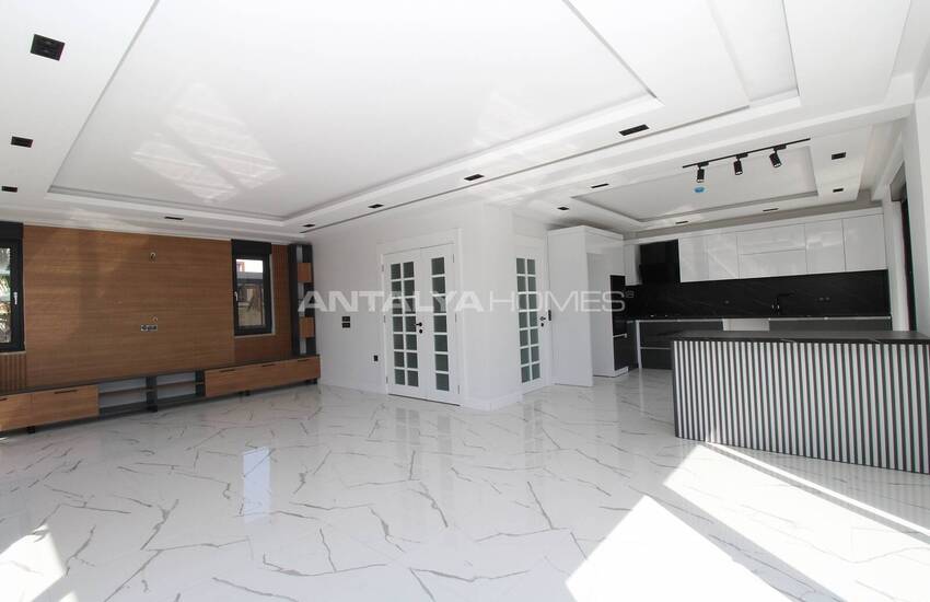 Antalya Muratpaşa’da Akıllı Ev Sistemi Bulunan İkiz Villa 8