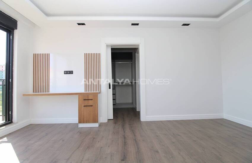 Antalya Muratpaşa’da Akıllı Ev Sistemi Bulunan İkiz Villa 19