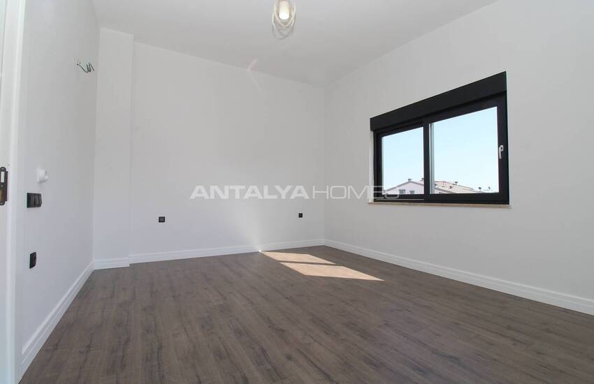 Antalya Muratpaşa’da Akıllı Ev Sistemi Bulunan İkiz Villa 32