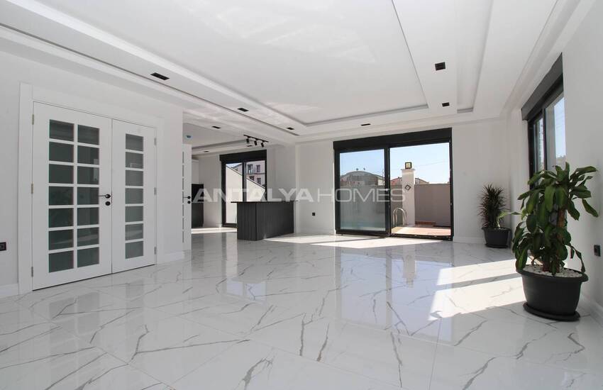 Antalya Muratpaşa’da Akıllı Ev Sistemi Bulunan İkiz Villa 10