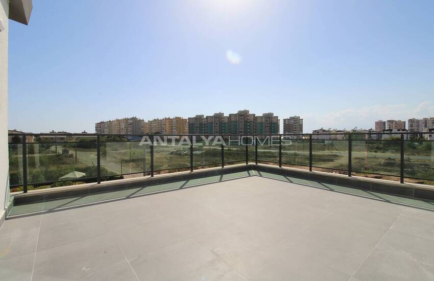 Antalya Muratpaşa’da Akıllı Ev Sistemi Bulunan İkiz Villa 36