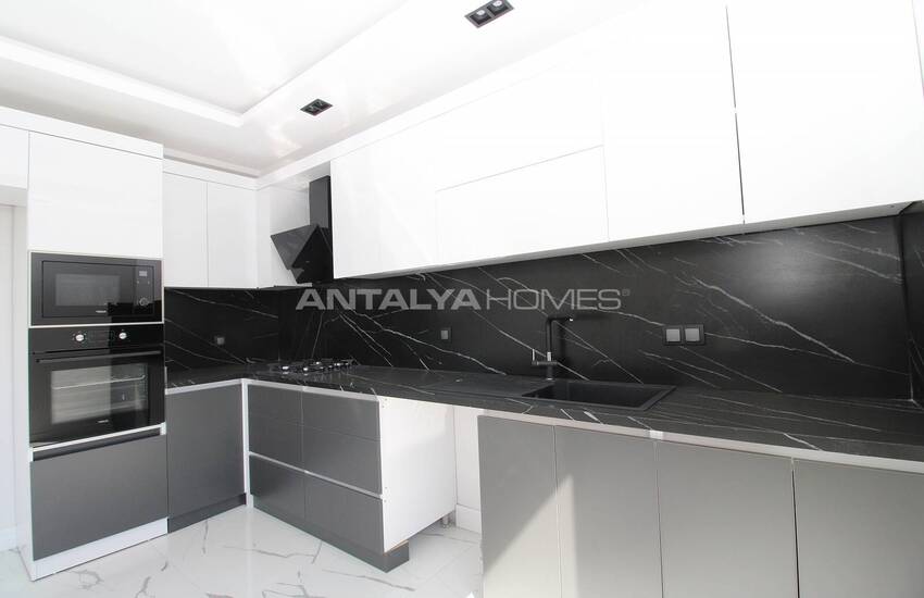 Antalya Muratpaşa’da Akıllı Ev Sistemi Bulunan İkiz Villa 12