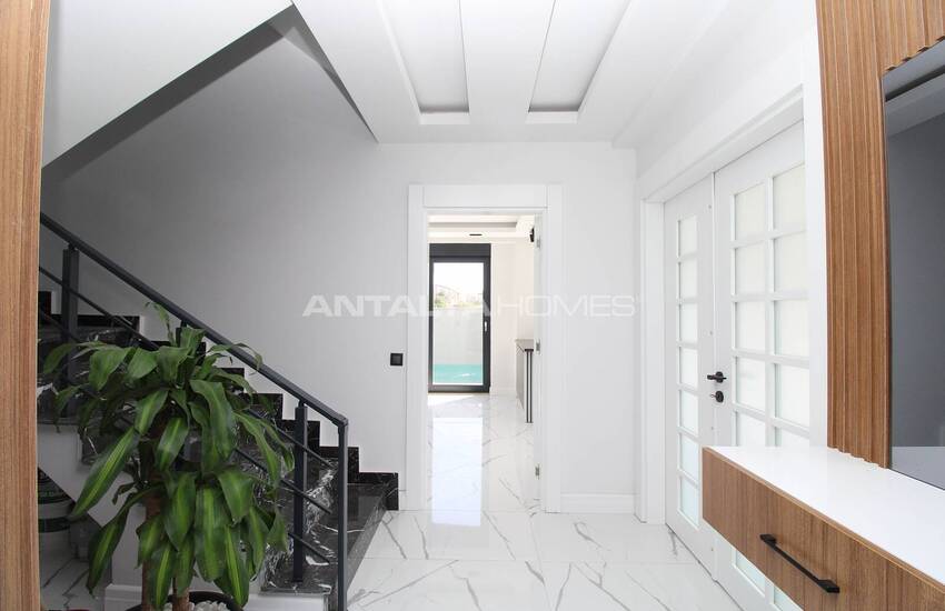 Antalya Muratpaşa’da Akıllı Ev Sistemi Bulunan İkiz Villa 7