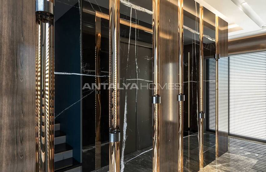 Alanya Kargıcak'ta Doğa İle İç İçe Konumda Manzaralı Şık Villa 42