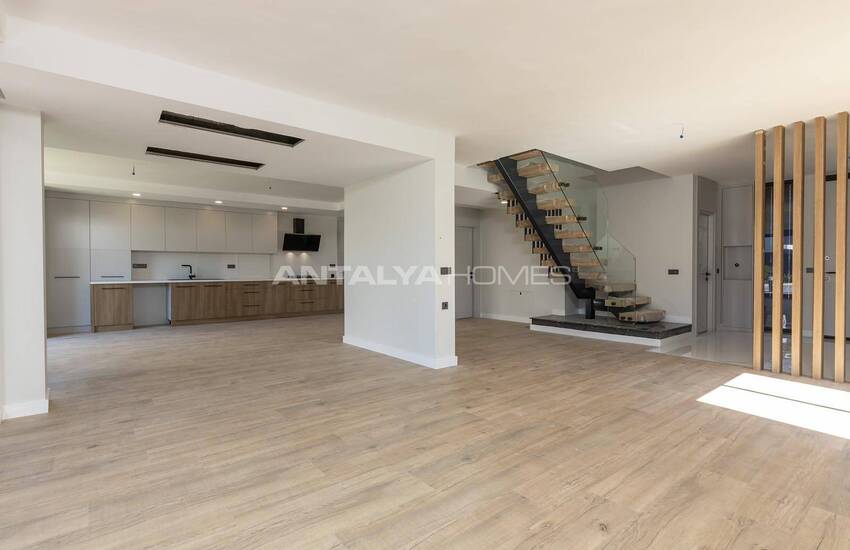 Modern Villas with Private Gardens in Muratpasa Antalya 8