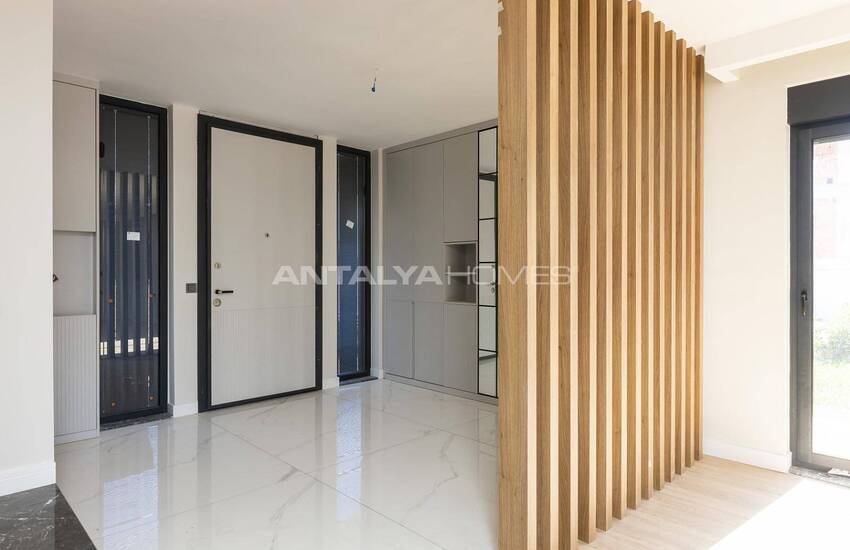 Modern Villas with Private Gardens in Muratpasa Antalya 12