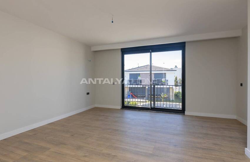 Modern Villas with Private Gardens in Muratpasa Antalya 21