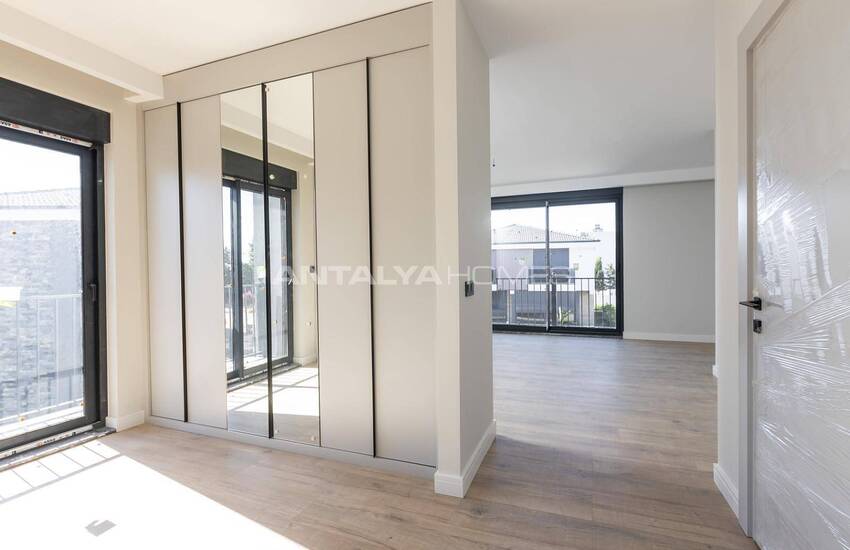 Modern Villas with Private Gardens in Muratpasa Antalya 22