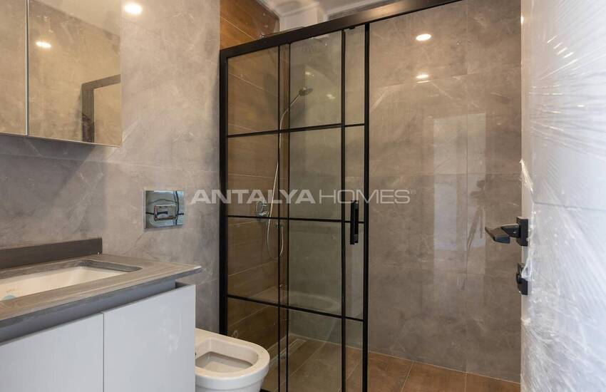 Modern Villas with Private Gardens in Muratpasa Antalya 27