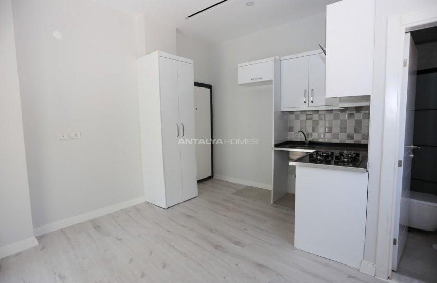 Stylish Apartment Within Walking Distance to Sea in Antalya 12