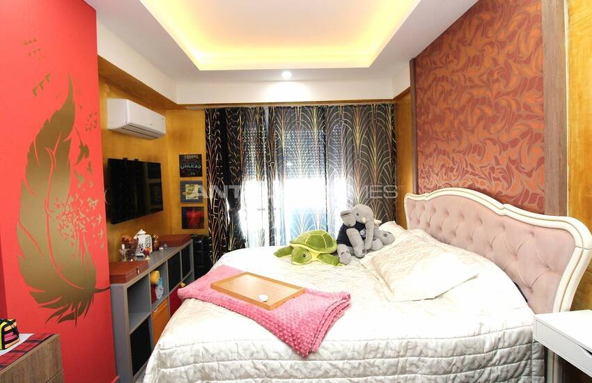 Belek'te Havuzlu Sitede Taşınmaya Hazır Eşyalı Daire 24