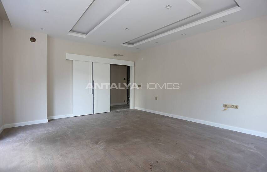 Spacious Properties in Central Location in Muratpasa Antalya 14