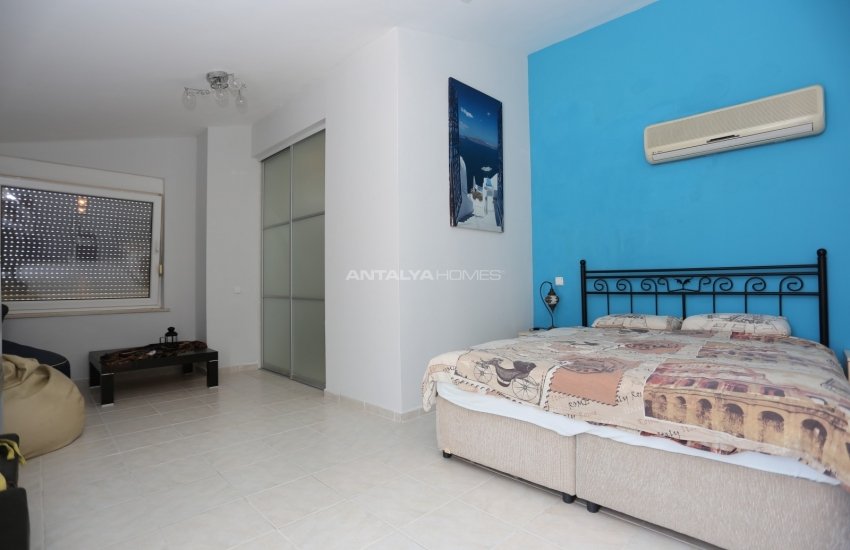 Gemeubileerde Flat Op Loopafstand Van De Zee In Konyaalti 15