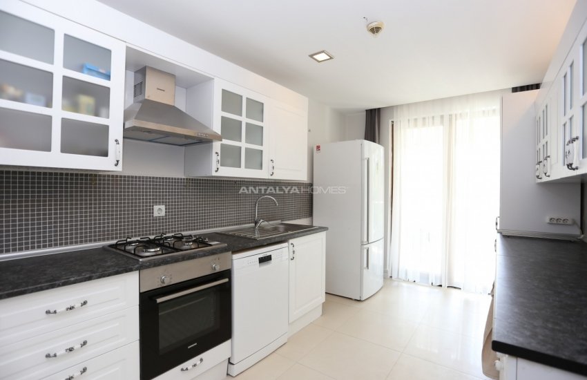 Furnished Apartment 50 M From the Sea in Konyaaltı Antalya 16