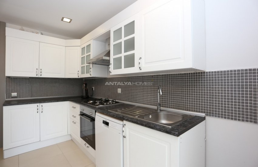 Furnished Apartment 50 M From the Sea in Konyaaltı Antalya 17