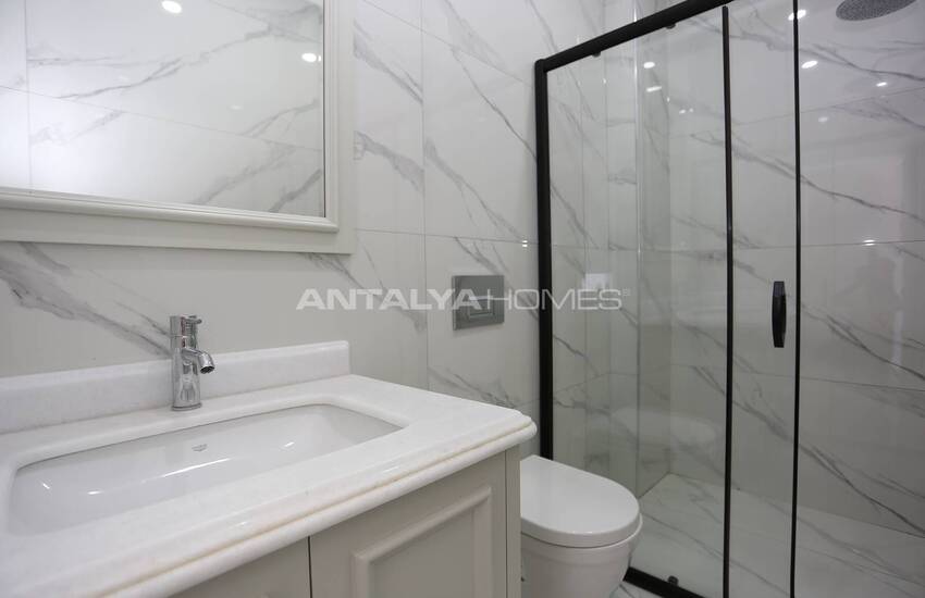 Spacious Villa with 4 En-suite Bathrooms in Dosemealti 29