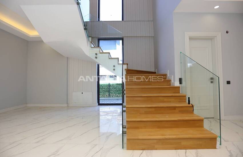 Spacious Villa with 4 En-suite Bathrooms in Dosemealti 40