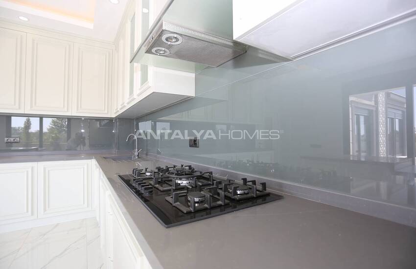 Spacious Villa with 4 En-suite Bathrooms in Dosemealti 18