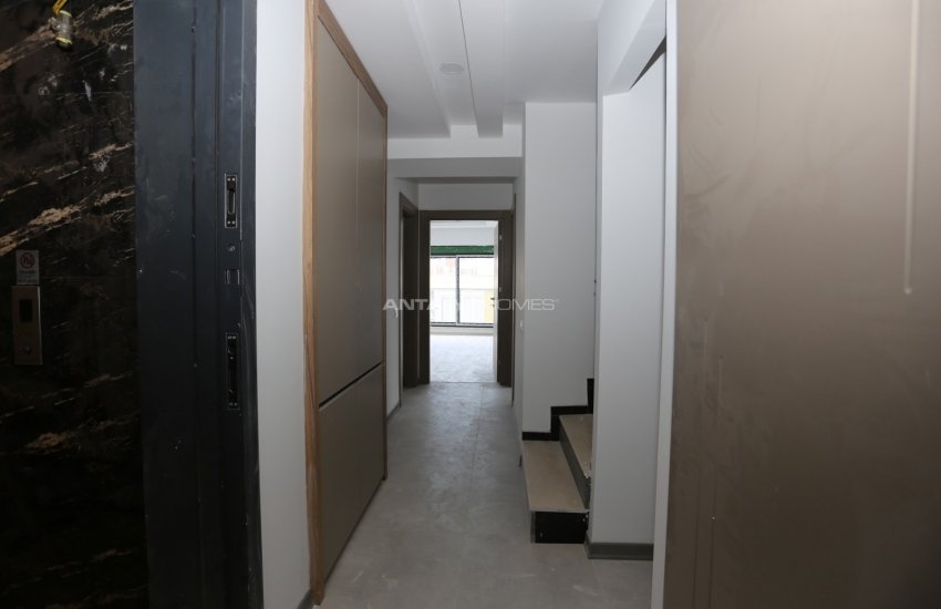 Antalya Muratpaşa'da Denize Yürüme Mesafesinde Daire 16