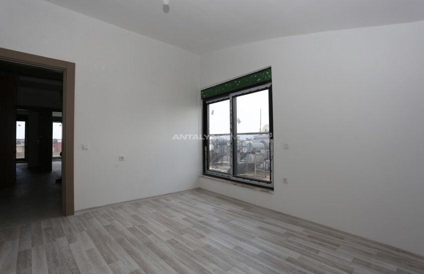 Antalya Muratpaşa'da Denize Yürüme Mesafesinde Daire 19
