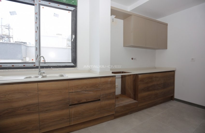 Antalya Muratpaşa'da Denize Yürüme Mesafesinde Daire 5