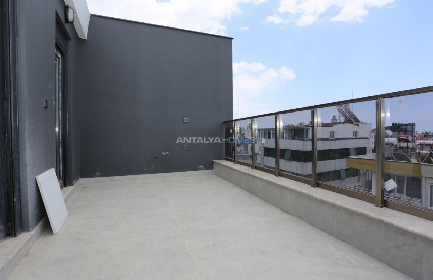 Antalya Muratpaşa'da Denize Yürüme Mesafesinde Daire 25