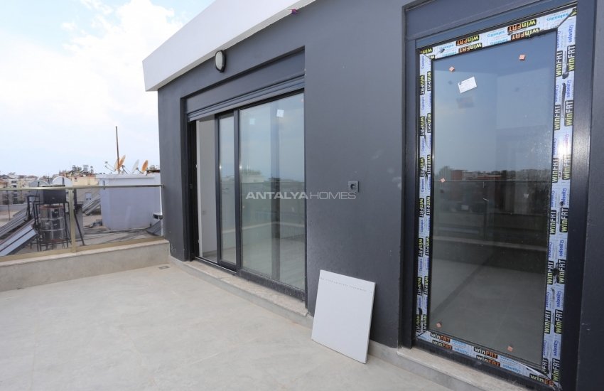 Antalya Muratpaşa'da Denize Yürüme Mesafesinde Daire 26