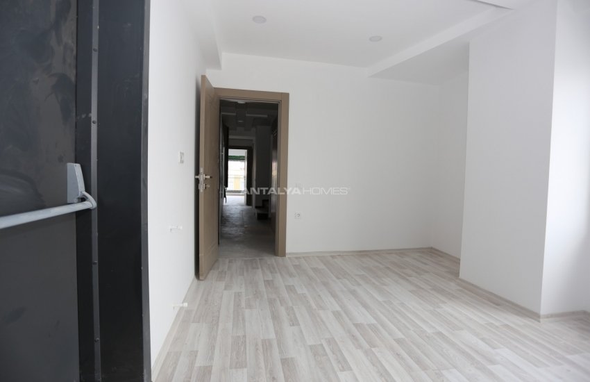 Antalya Muratpaşa'da Denize Yürüme Mesafesinde Daire 10