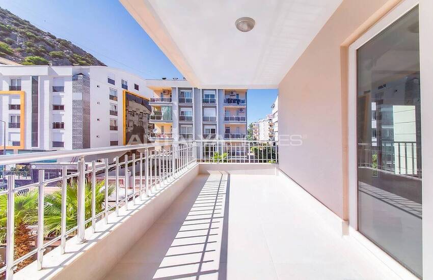 Wohnungen Mit Bergblick Und Pool In Konyaalti Antalya 25