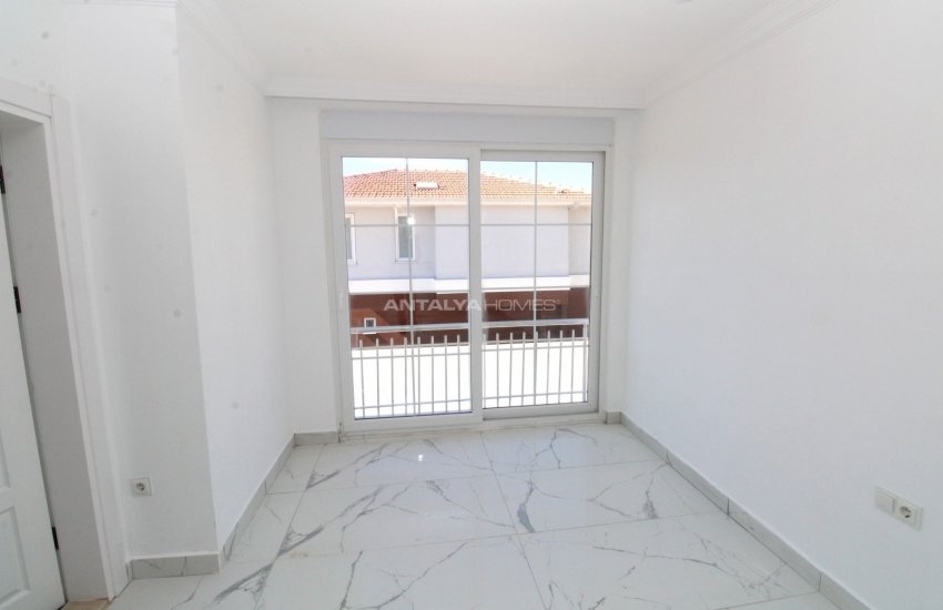 Detached Villa with Large Garden and Private Pool in Kadriye 22