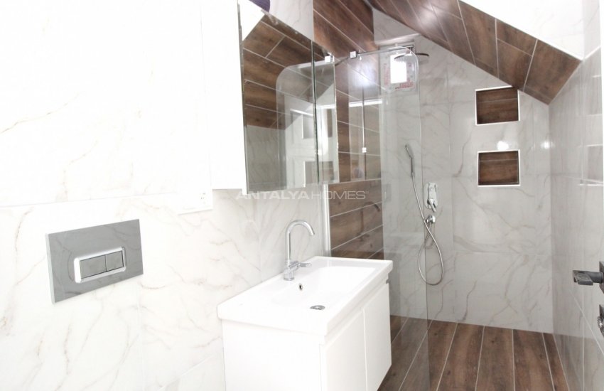 Detached Villa with Large Garden and Private Pool in Kadriye 26