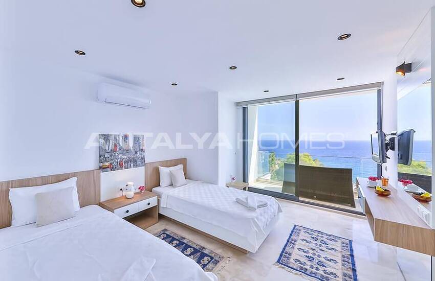 Luxe Villa with Private Infinity Pool in Kalamar Kalkan 56