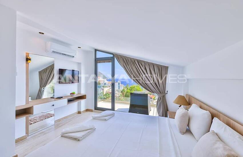 Luxe Villa with Private Infinity Pool in Kalamar Kalkan 73