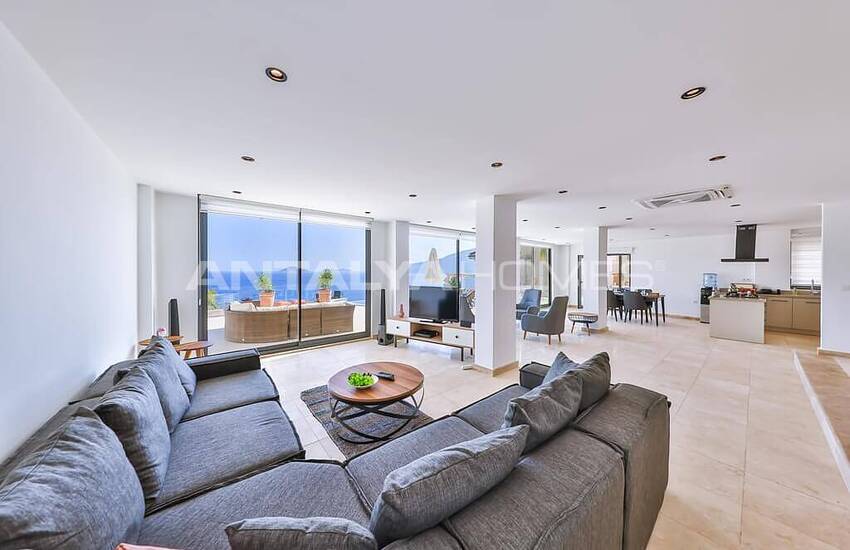 Luxe Villa with Private Infinity Pool in Kalamar Kalkan 48