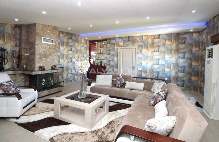 Furnished Villa with Private Pools and Garden in Belek 52