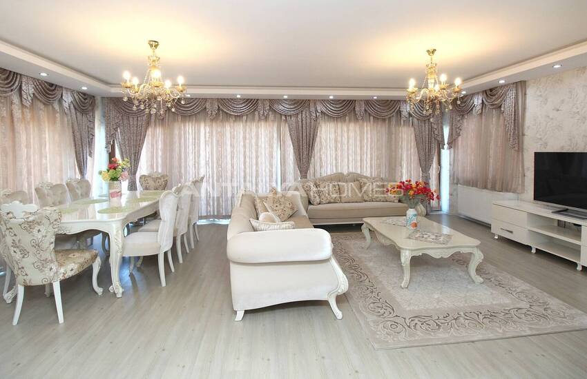 Furnished Villa with Private Pools and Garden in Belek 28