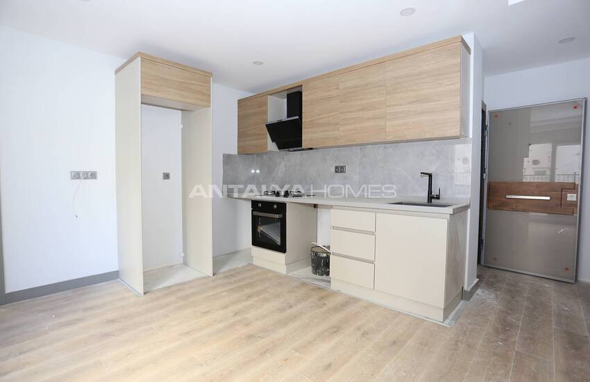 New Flat in a Building with Parking Lot in Antalya Center 5