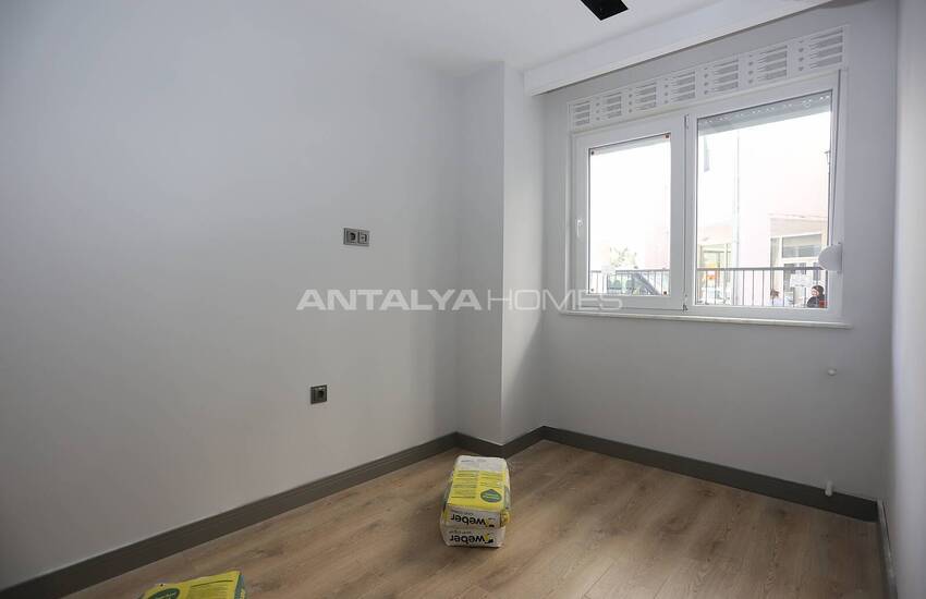 New Flat in a Building with Parking Lot in Antalya Center 15
