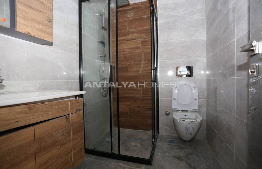 New Flat in a Building with Parking Lot in Antalya Center 17