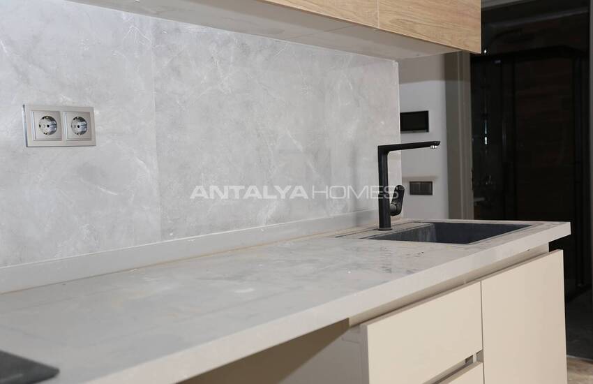 New Flat in a Building with Parking Lot in Antalya Center 11