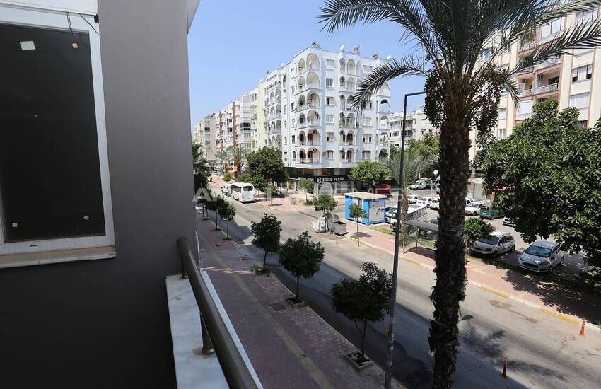 Spacious Apartments with Closed Parking Lot in Muratpaşa 33