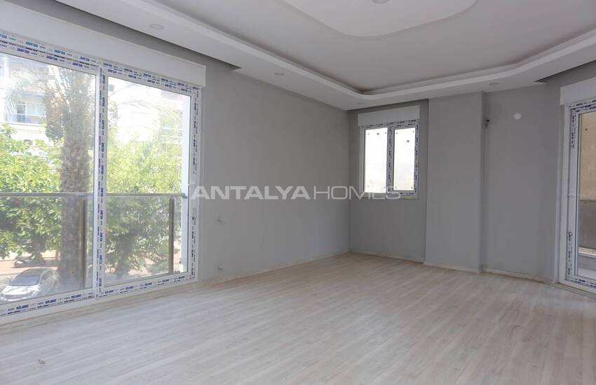 Spacious Apartments with Closed Parking Lot in Muratpaşa 11