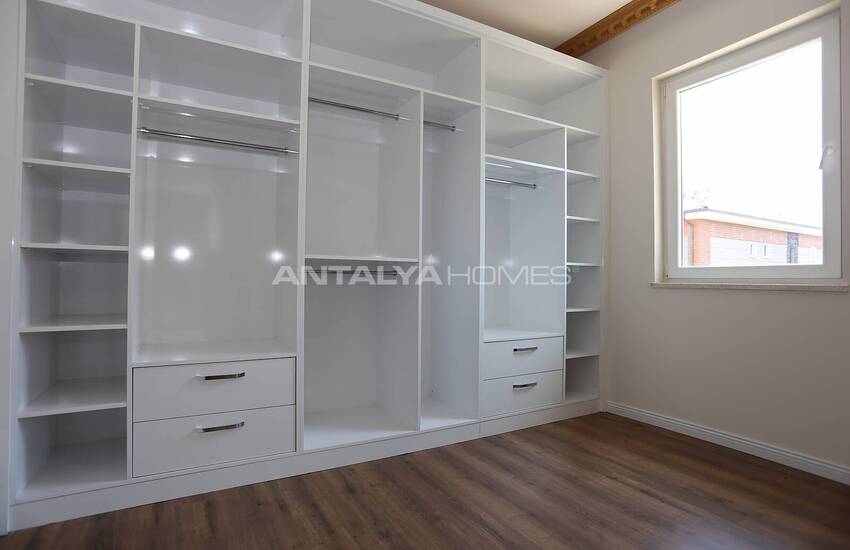 Spacious House with Private Pool in Altinkale Dosemealti 20