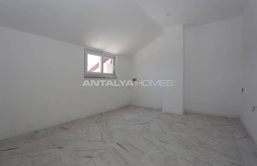 Spacious House with Private Pool in Altinkale Dosemealti 32