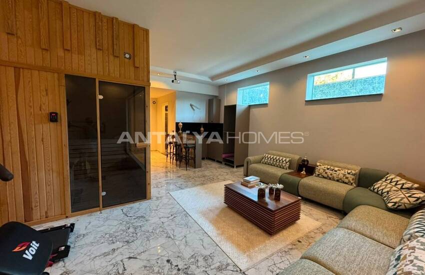 Stylish Villas with Private Outdoor Pool in Alanya Incekum 17